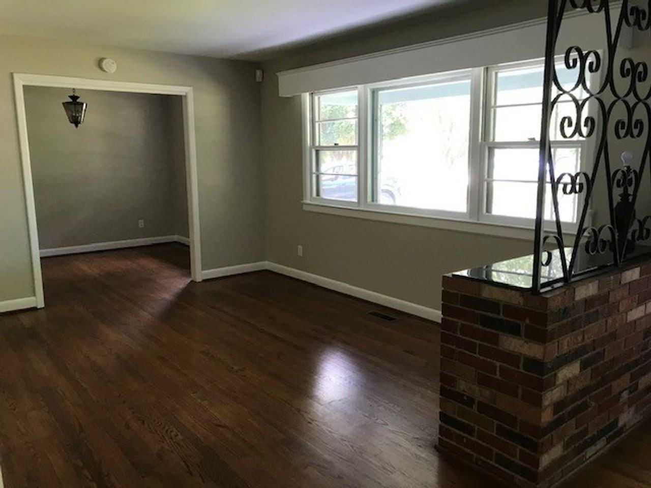 2808 Lyndon Ave - Photo 3 of 17