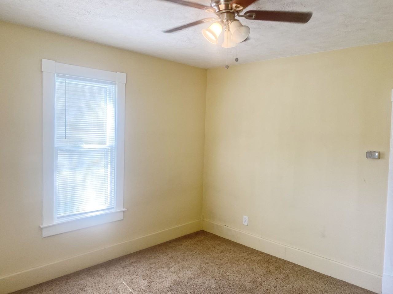 1125 Houston St - Photo 7 of 7