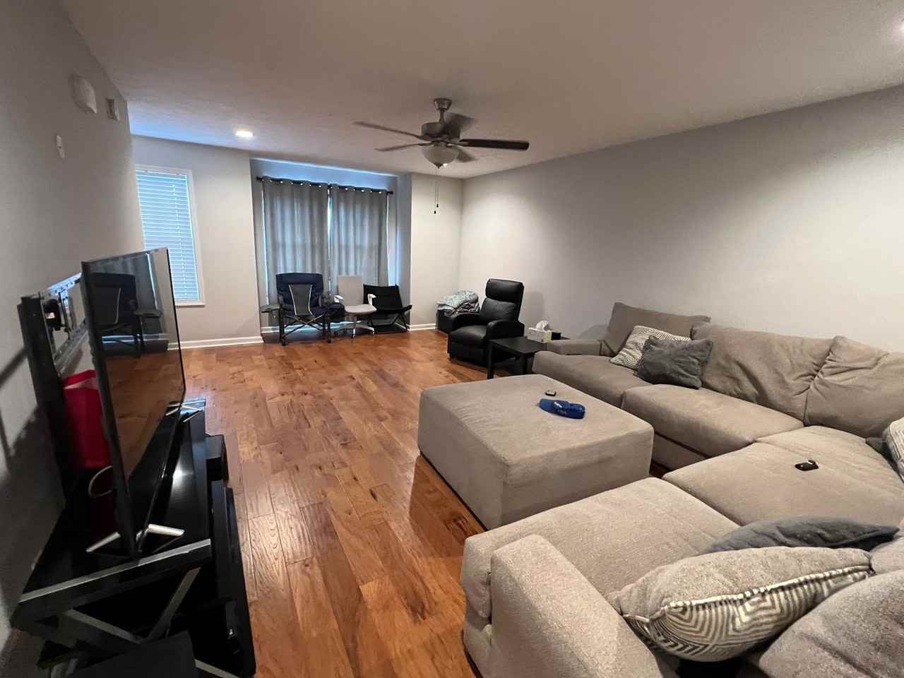 2340 Kendall Ln - Photo 6 of 10