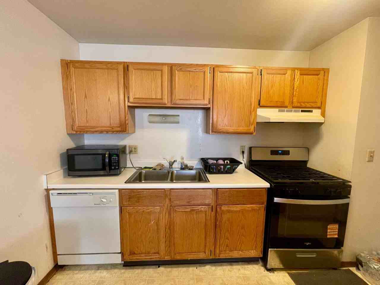 2639 N Prospect Ave - Photo 4 of 18