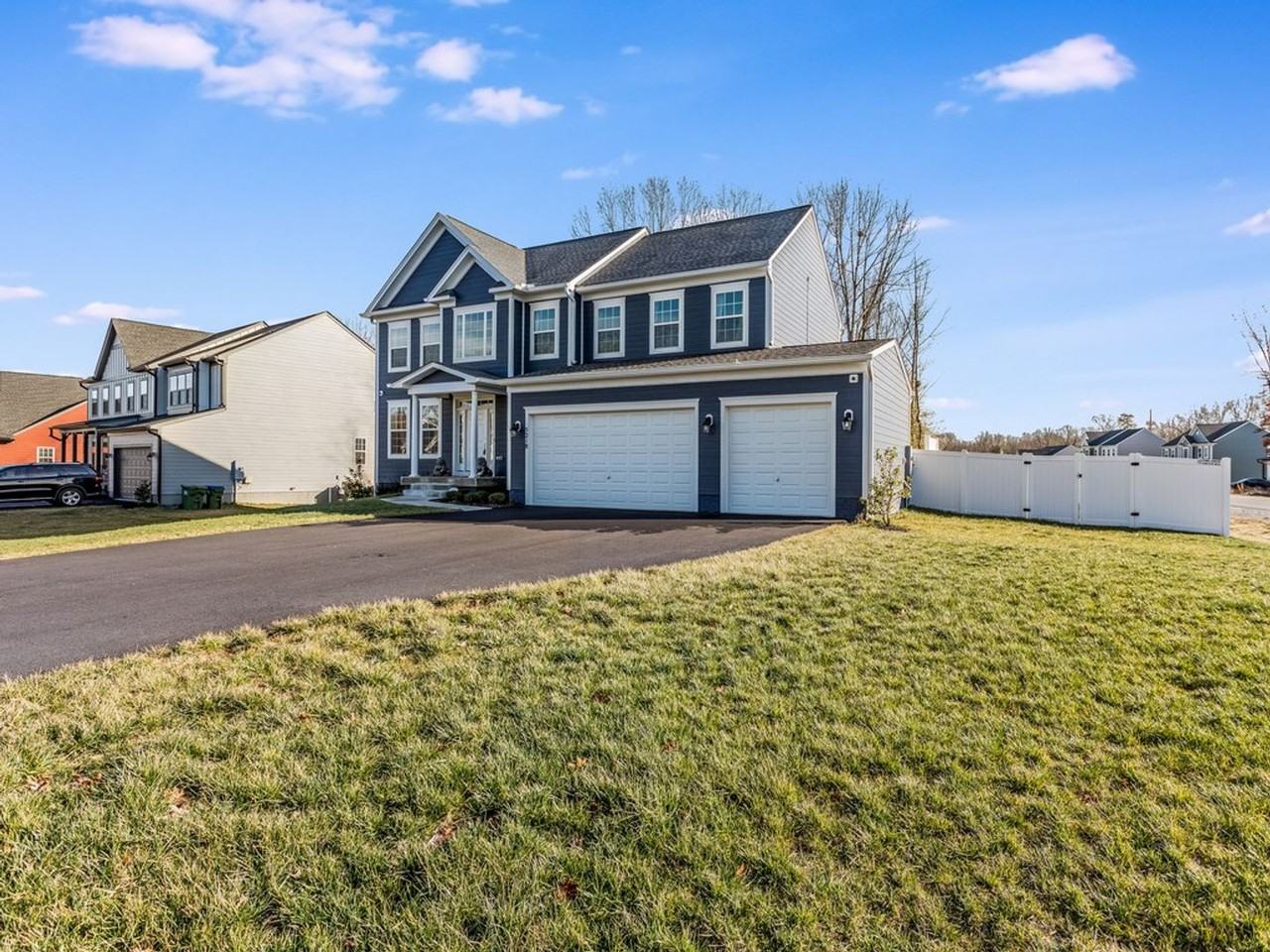 5218 Mulberry Dr - Photo 4 of 42