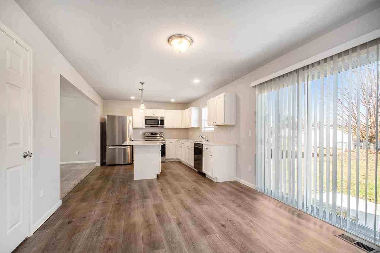 11217 Pheasant Run Dr - Photo 5 of 23