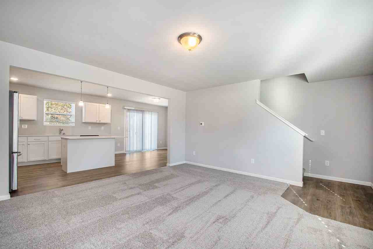 11217 Pheasant Run Dr - Photo 6 of 23