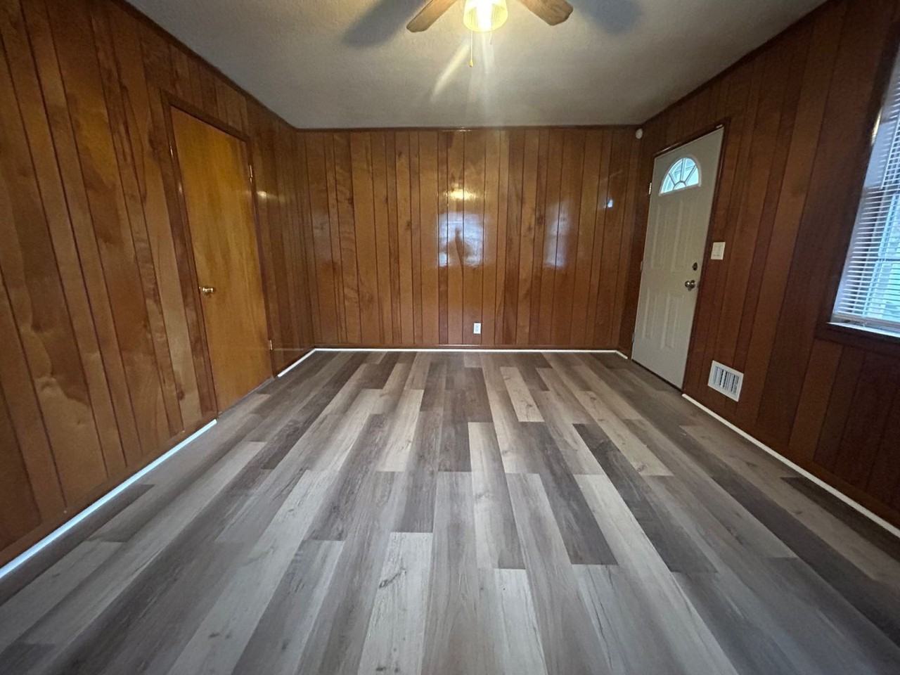 1209 Hancock St #A - Photo 4 of 16