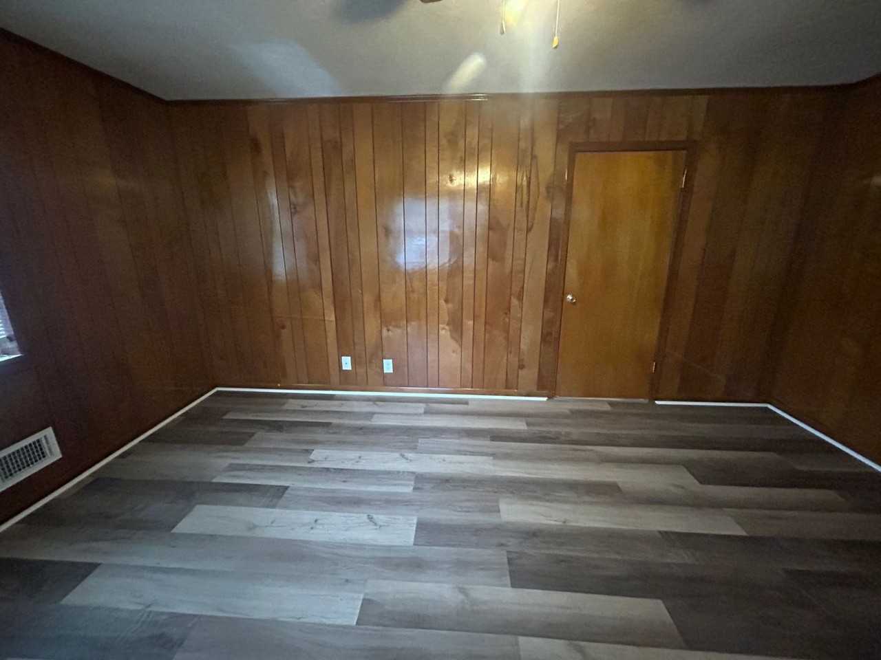 1209 Hancock St #A - Photo 5 of 16