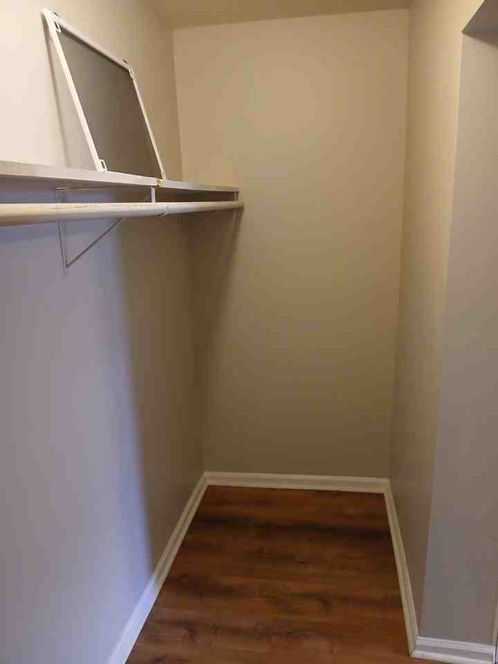 Boatyard Apartments - Photo 7 of 39