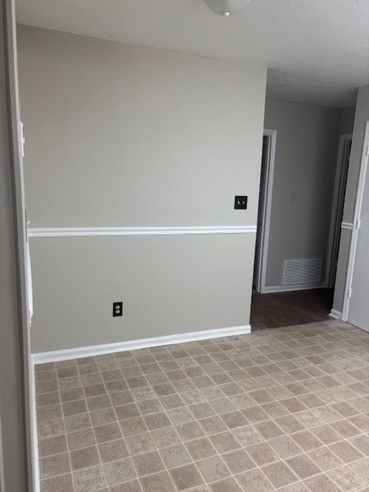 3624 Gibralter Dr - Photo 5 of 11