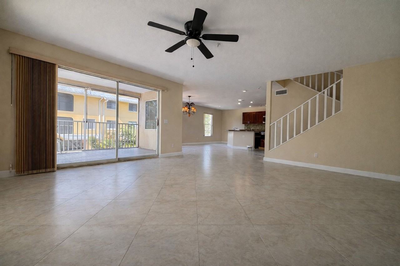 5390 Park Rd - Photo 2 of 27