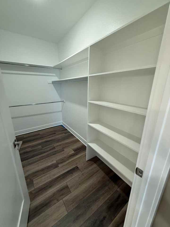 102B Creekside Way - Photo 2 of 43