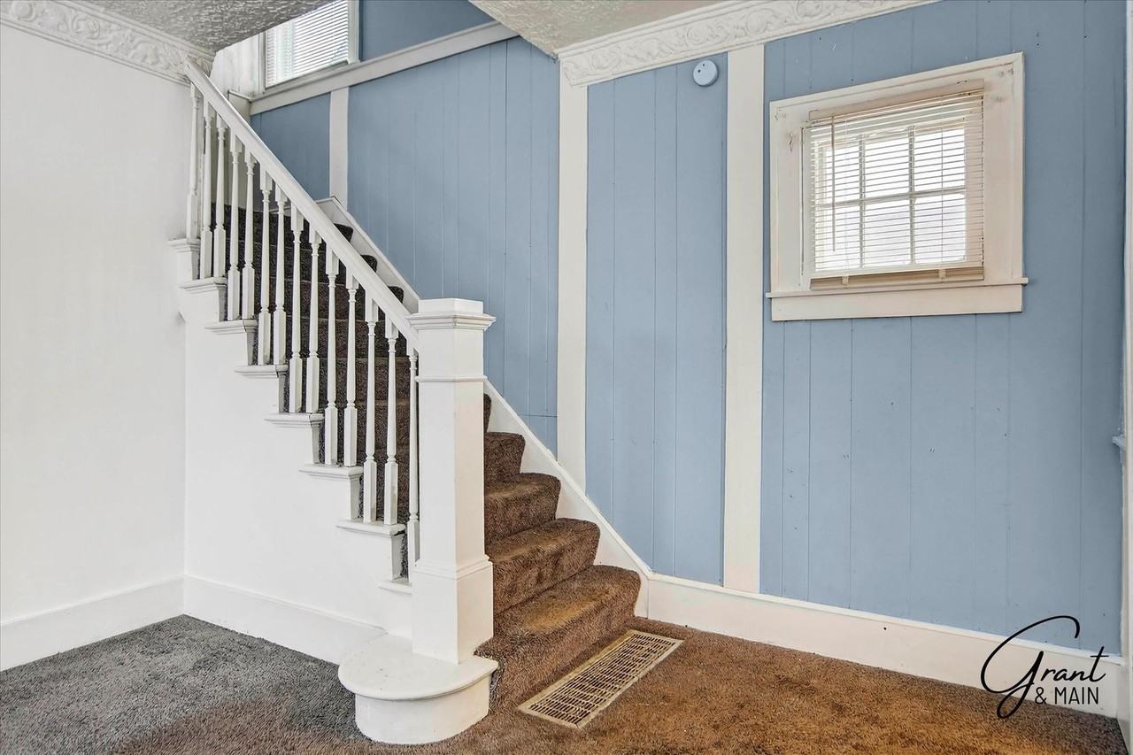 13932 Roselawn St - Photo 5 of 24