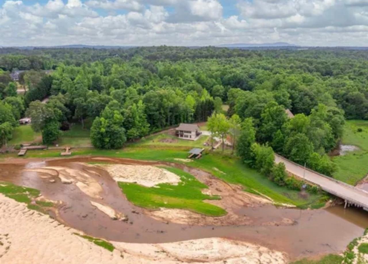 398 Sloan Rd - Photo 5 of 22