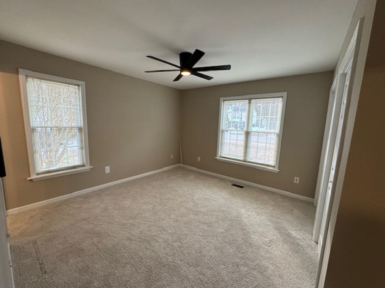 6904 Fox Haven Pl - Photo 7 of 22