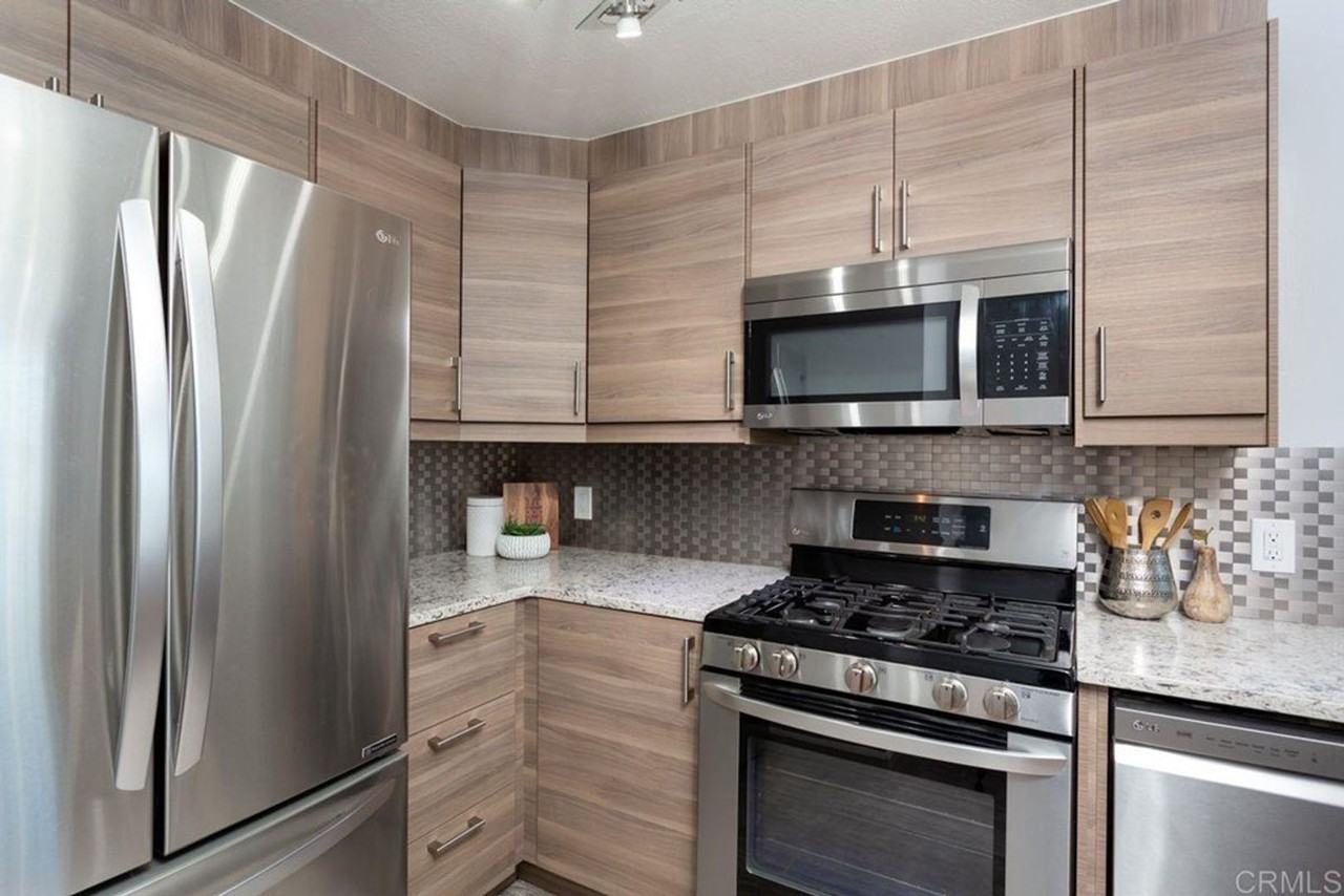 8605 Arminda Cir - Photo 3 of 8