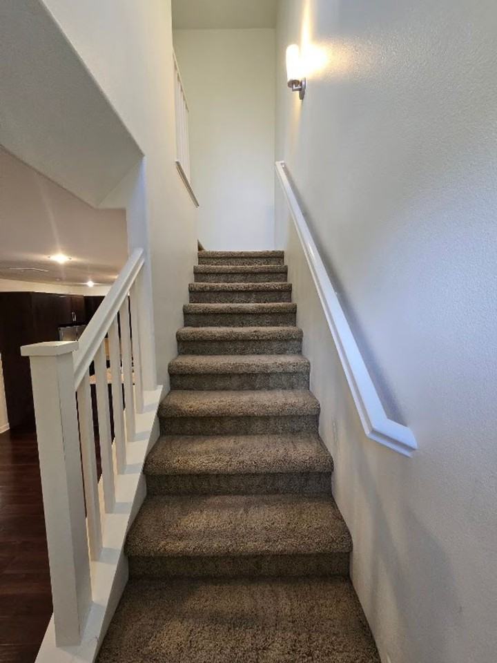 2134 Cosmo Way - Photo 3 of 34