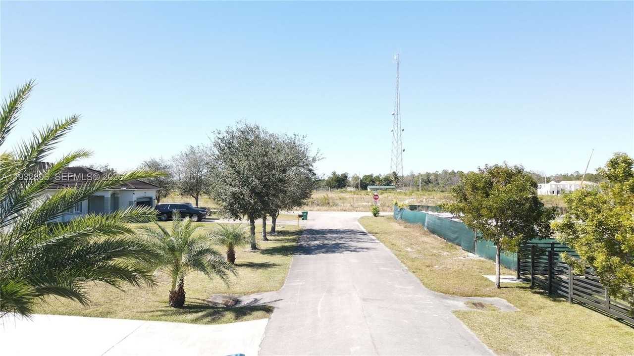 18961 Sw 359th St - Photo 5 of 21