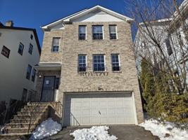 featured image of 197 N 11th St #1