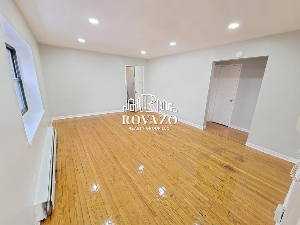 357 Schley St #B3 - Photo 2 of 6