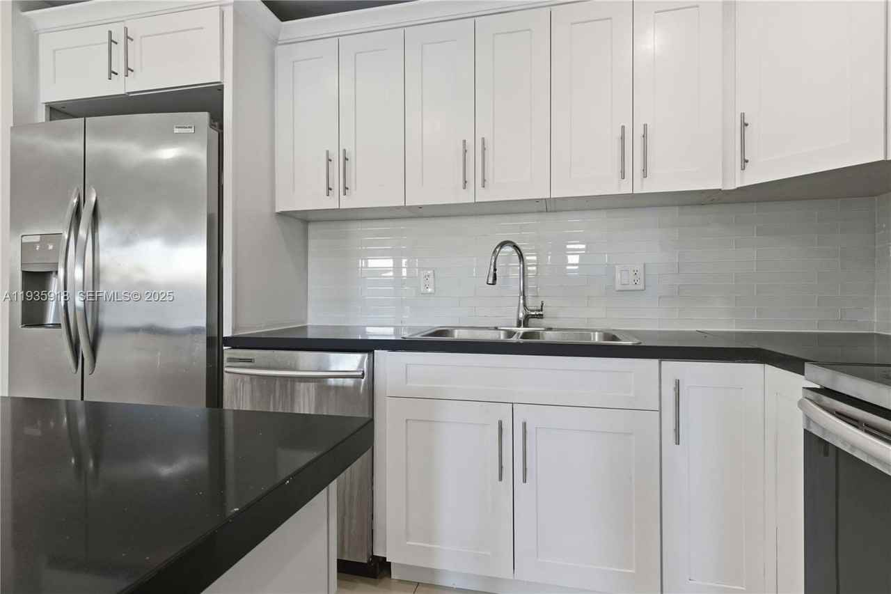 13724 Sw 259th St #1 - Photo 3 of 8