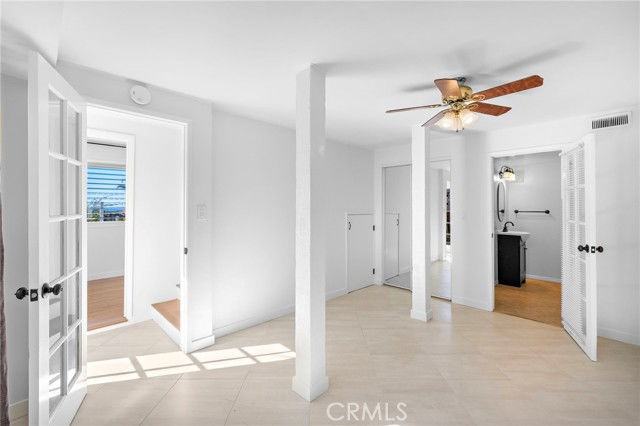 2725 Solana Way - Photo 3 of 8