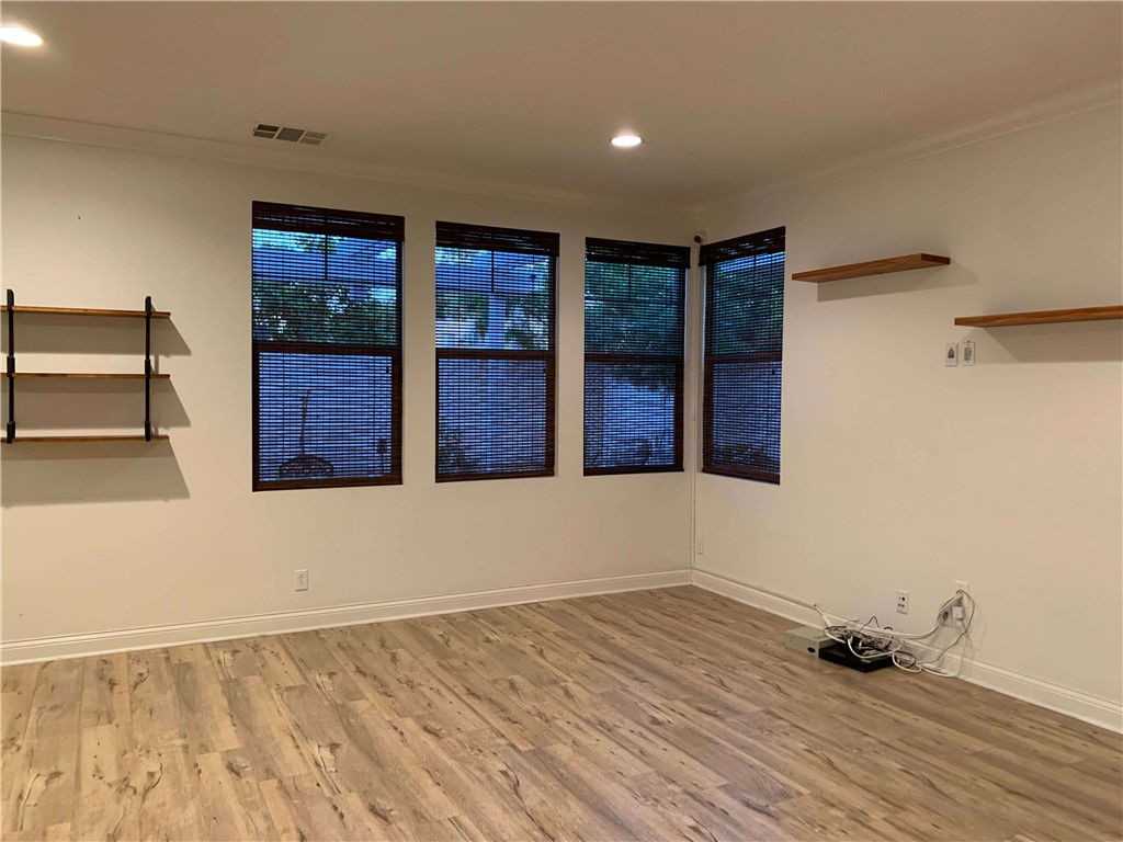 166 Willowbend - Photo 3 of 8