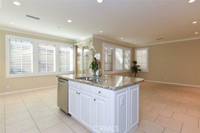 107 Bianco - Photo 5 of 8