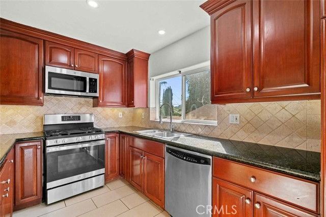 6939 Greeley St #102 - Photo 4 of 8