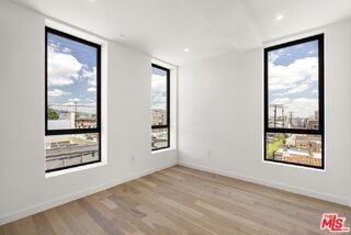 1413 S Doheny Dr - Photo 7 of 8