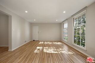 450 Smithwood Dr - Photo 6 of 8