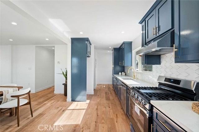 7842 S Harvard Blvd - Photo 2 of 3