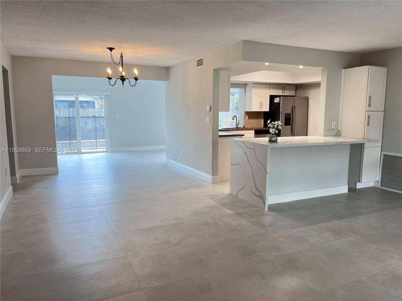 9200 Sw 54th St - Photo 4 of 24