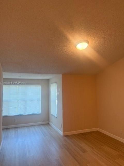 565 Vista Isles Dr #2024 - Photo 7 of 14