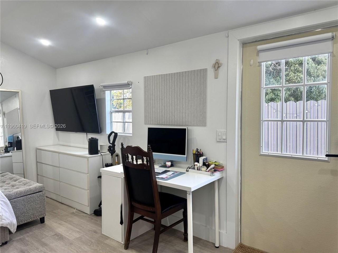 10800 Nw 22nd Ct - Photo 5 of 6