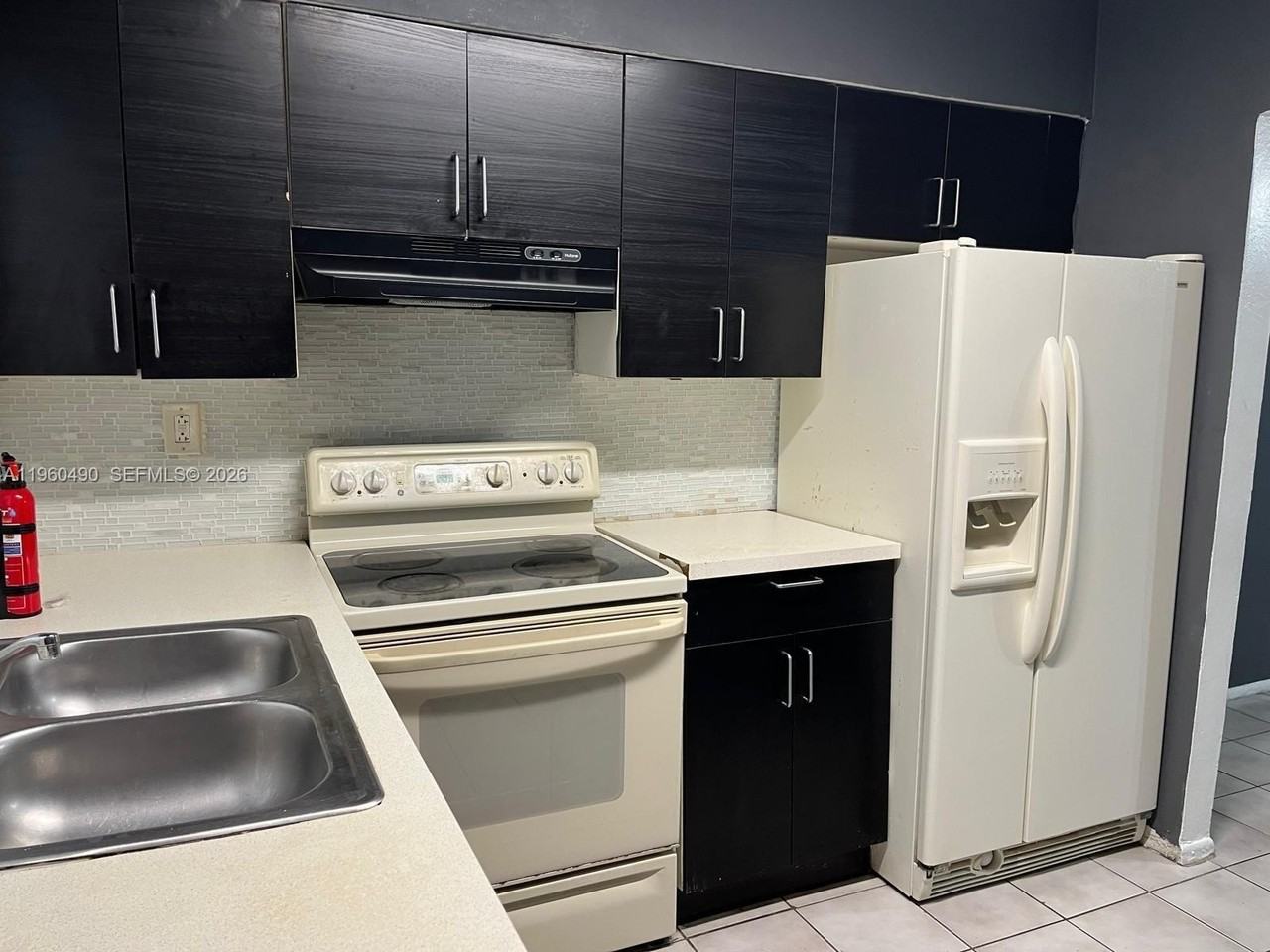 1439 Nw 8th Ave #0 - Photo 2 of 16