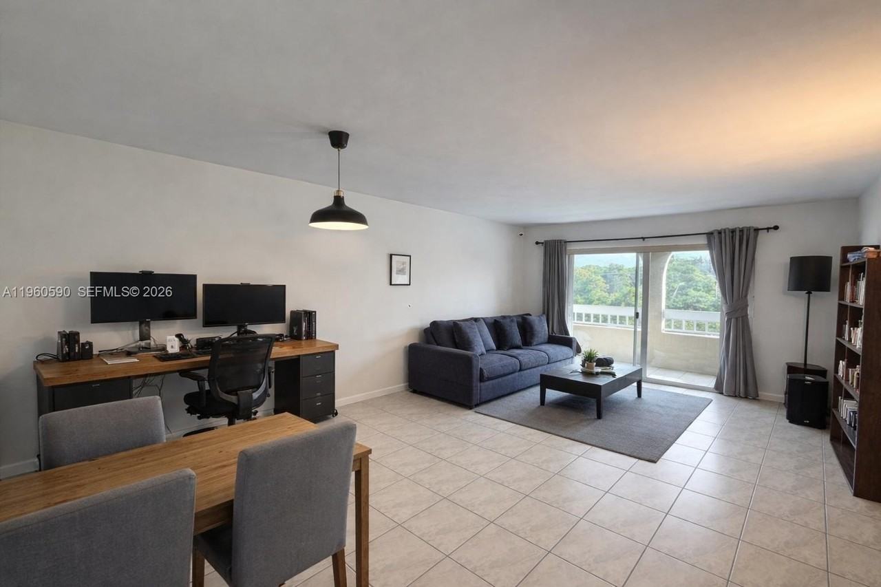 7703 Camino Real #A412 - Photo 3 of 13