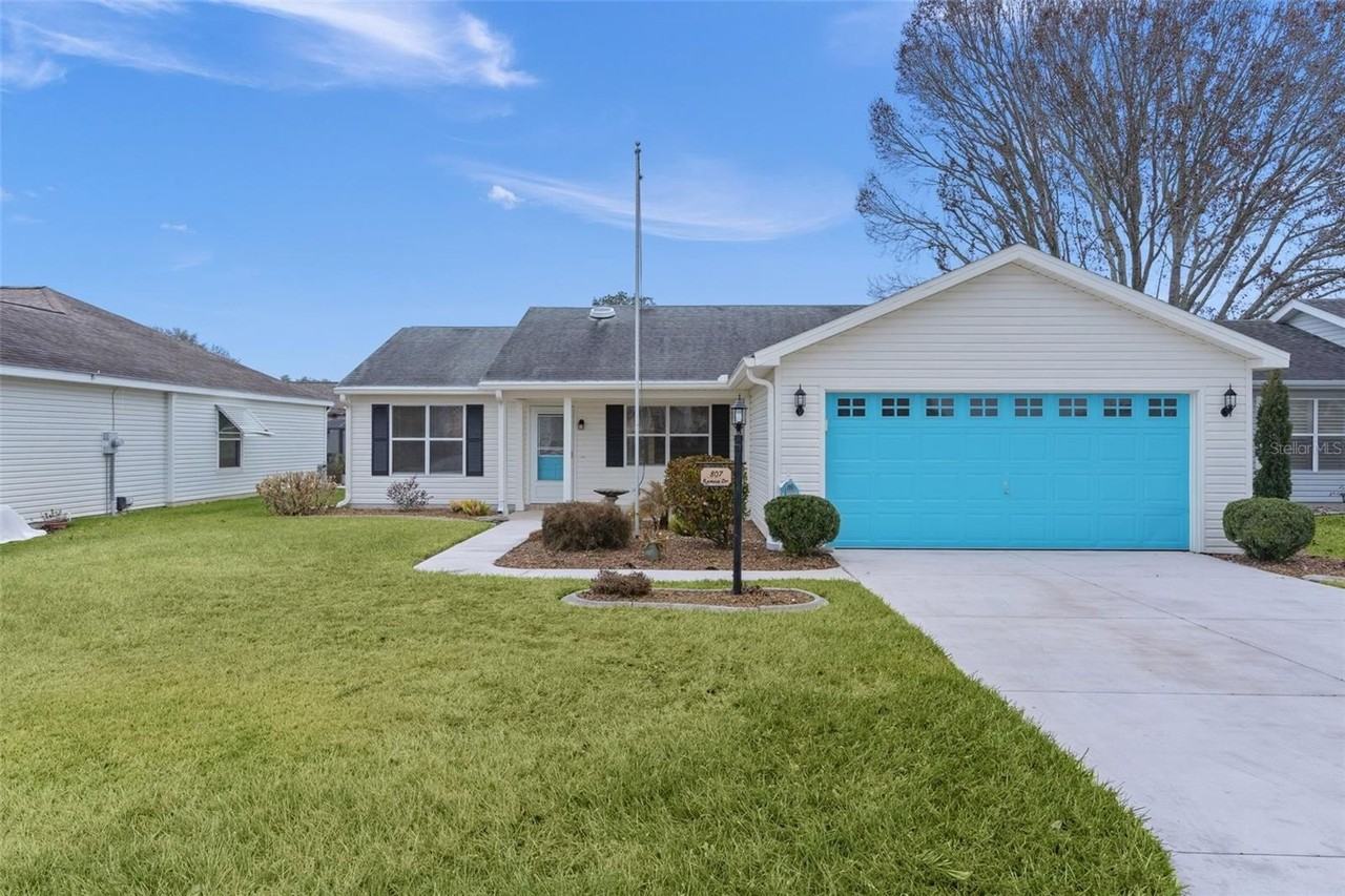 807 Ramos Dr - Photo 2 of 38