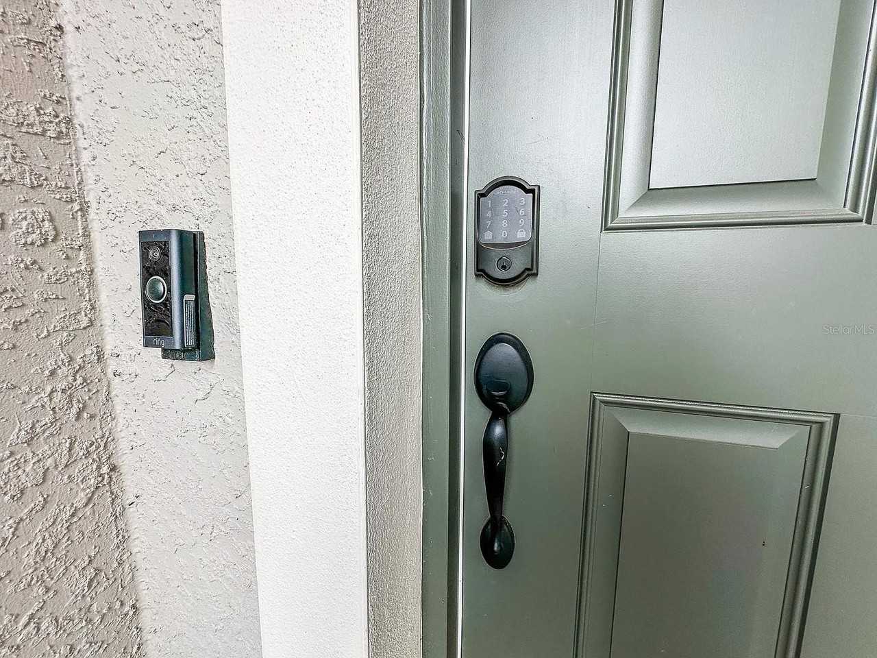 4608 Gliding Wave St - Photo 3 of 50