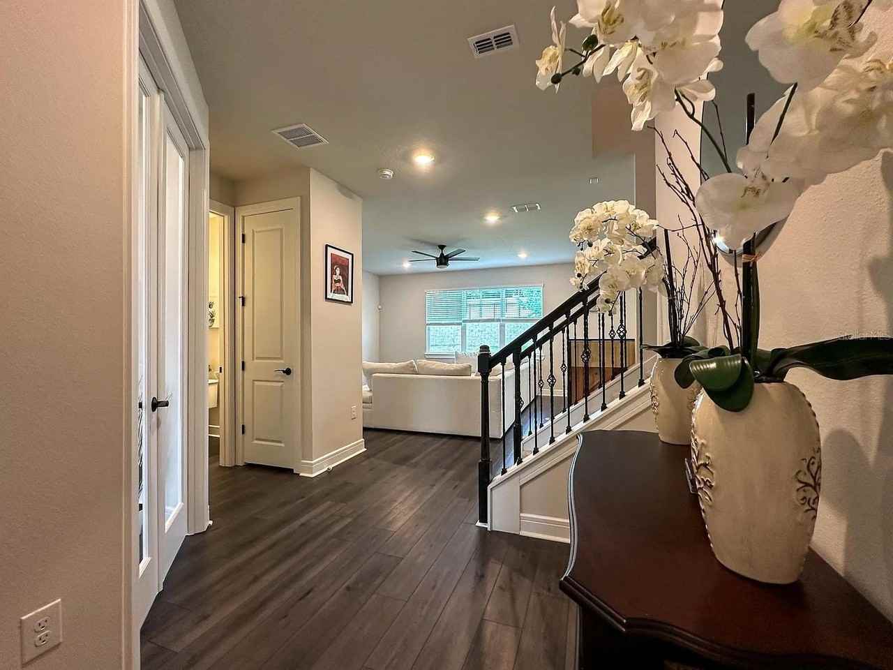 4608 Gliding Wave St - Photo 4 of 50