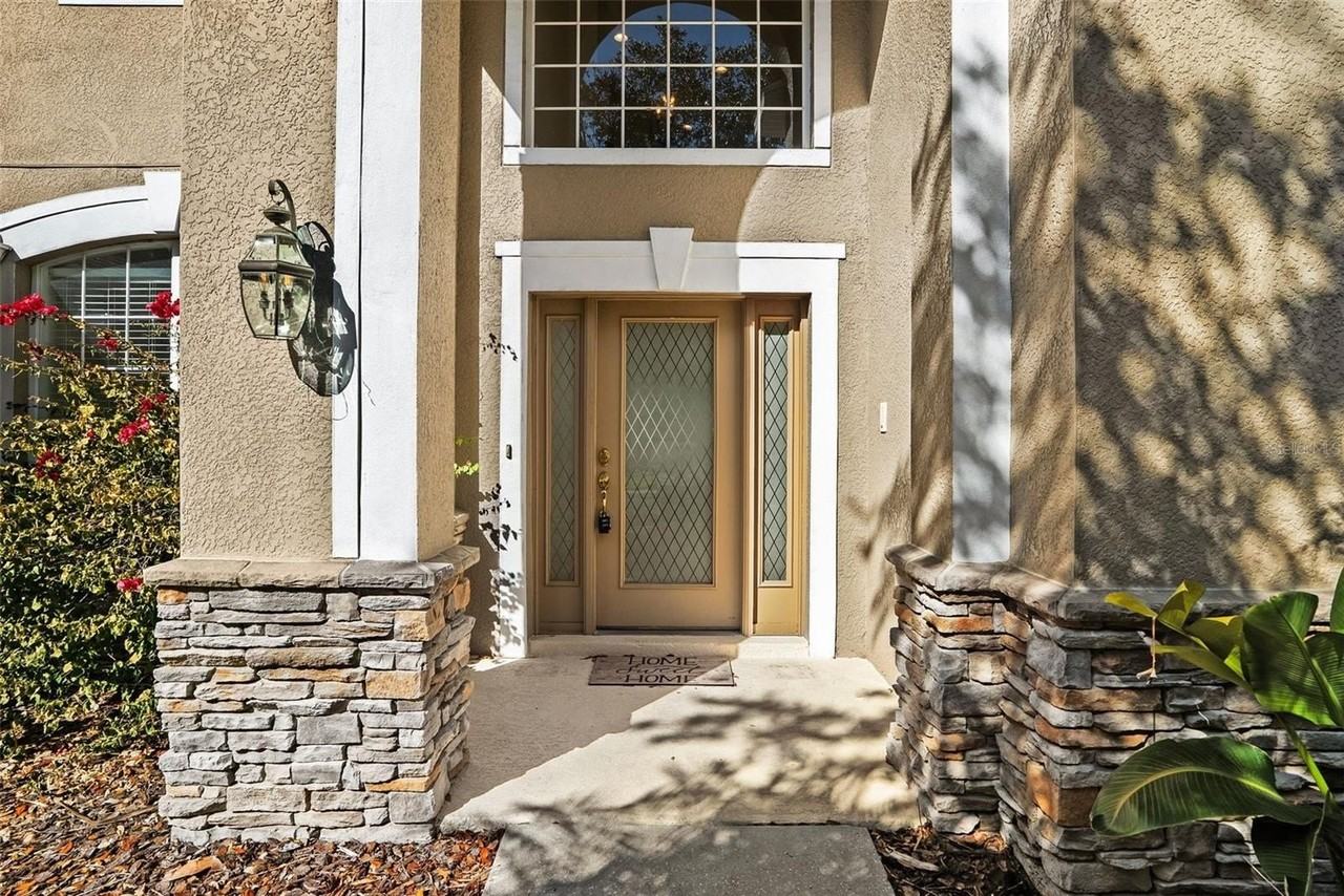 6610 Portland Oak Ct - Photo 3 of 50