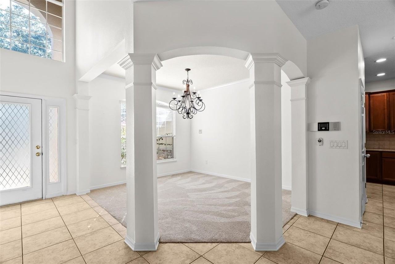 6610 Portland Oak Ct - Photo 7 of 50