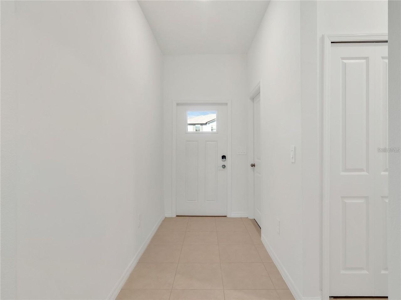 9405 Cannon Beach Dr - Photo 2 of 32