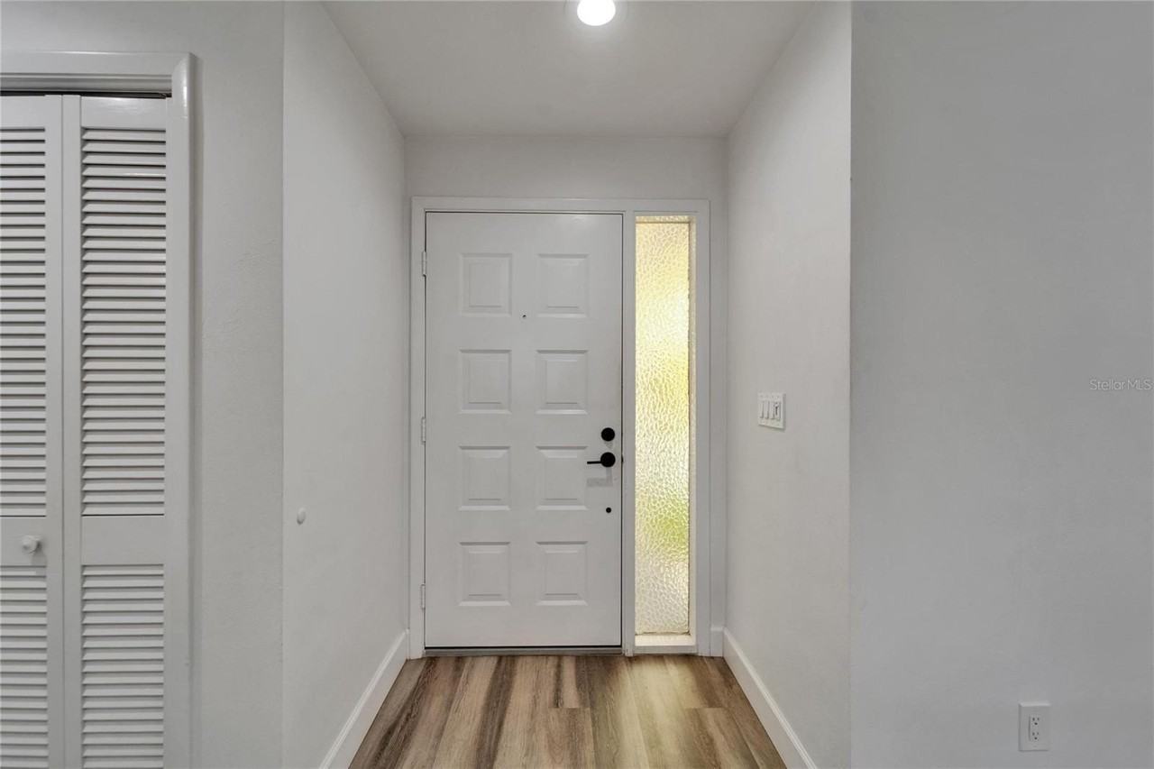 2552 Bramblewood Dr W - Photo 6 of 44