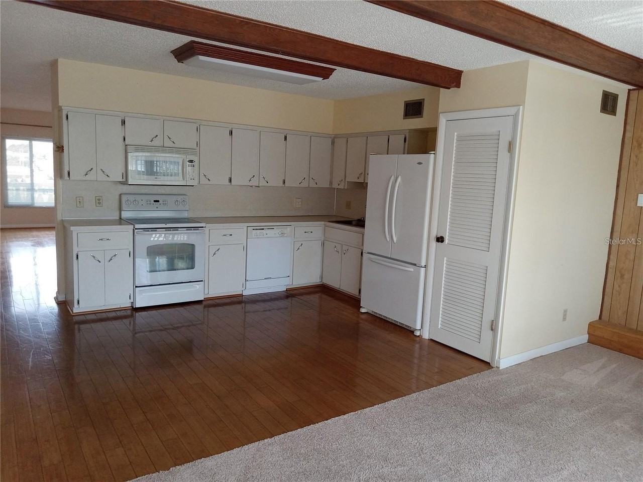 2284 Philippine Dr #73 - Photo 7 of 36