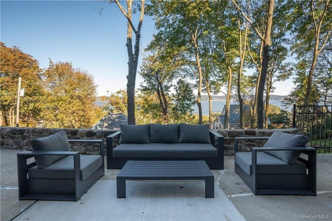 8-12 S Boulevard Unit 12-102 #12-102 - Photo 4 of 36