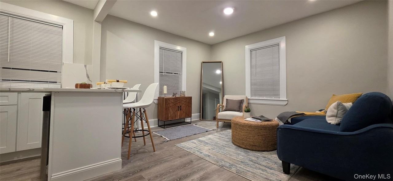 24811 89th Ave 2nd Fl #2ndFL - Photo 5 of 12