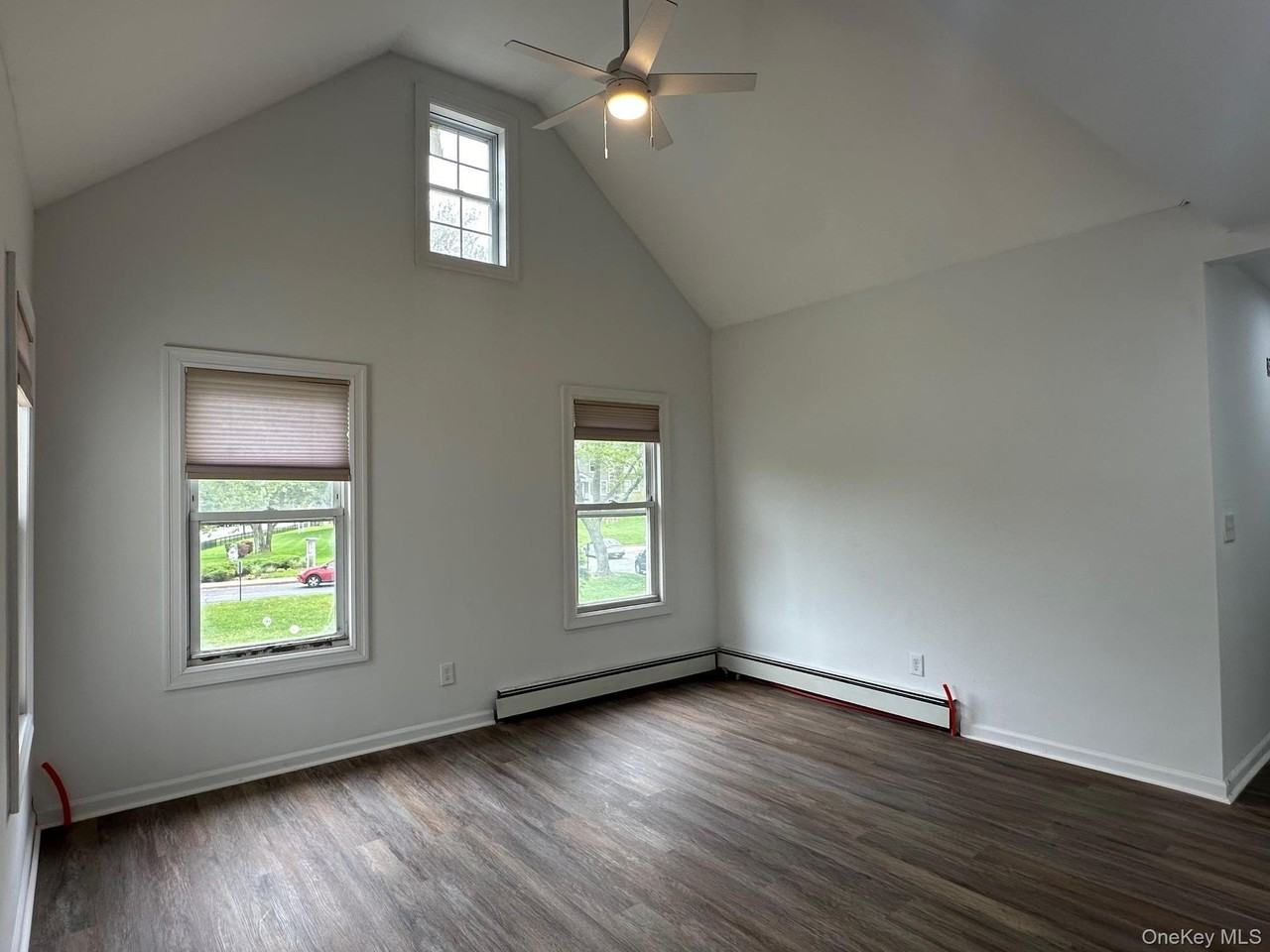 959 Montauk Hwy - Photo 3 of 7