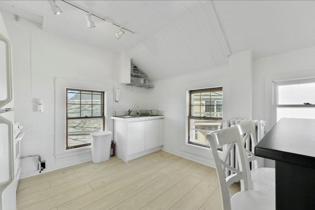 23 Tafts Ave Unit 2 #2 - Photo 5 of 8