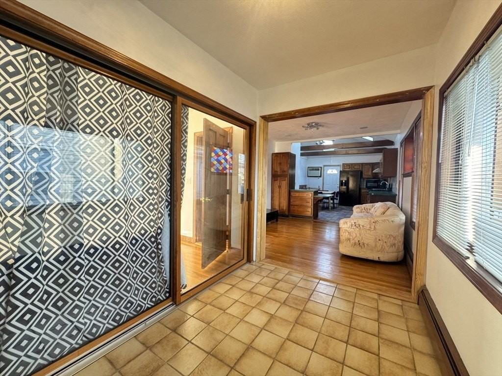 40 Belmont St - Photo 6 of 15