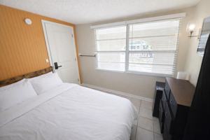 featured image of N 45th St