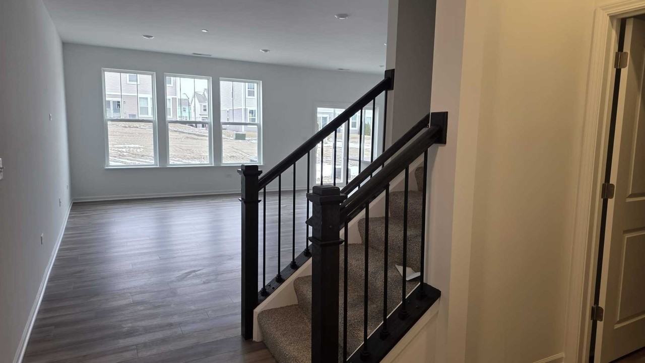 246 Cooney Way - Photo 2 of 13