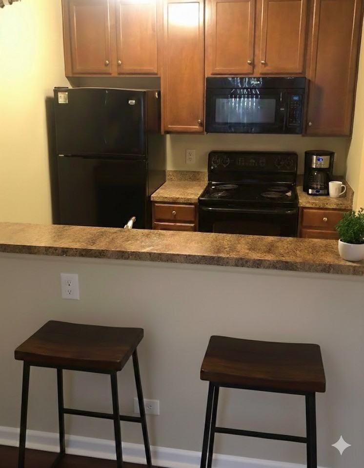 125 Glengarry Dr Apt 104 #104 - Photo 4 of 7